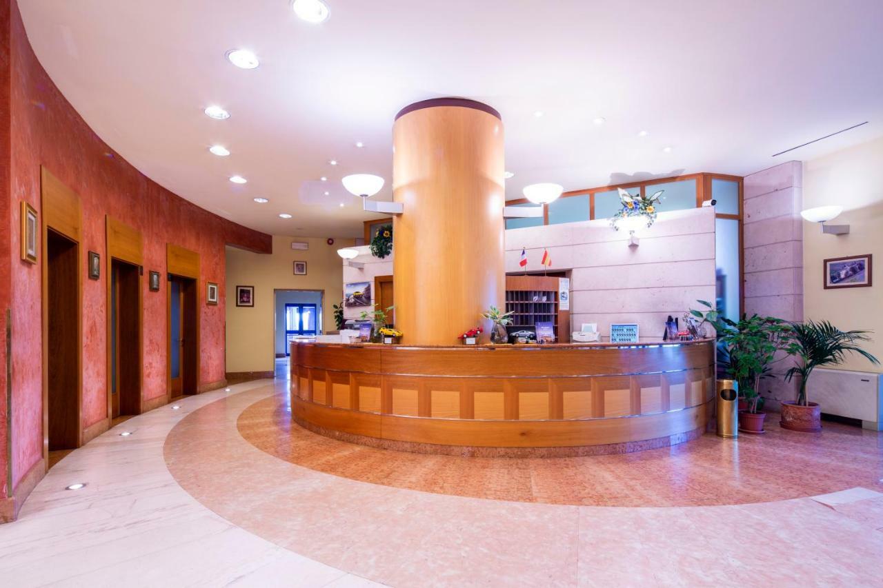 Hotel Persico'S Сан-Джованні-ін-Персічето Екстер'єр фото