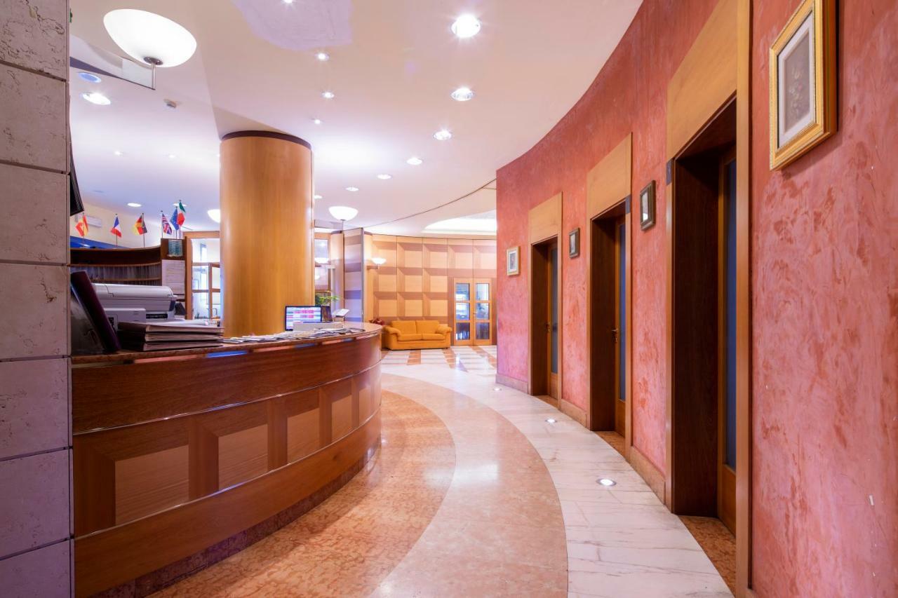 Hotel Persico'S Сан-Джованні-ін-Персічето Екстер'єр фото