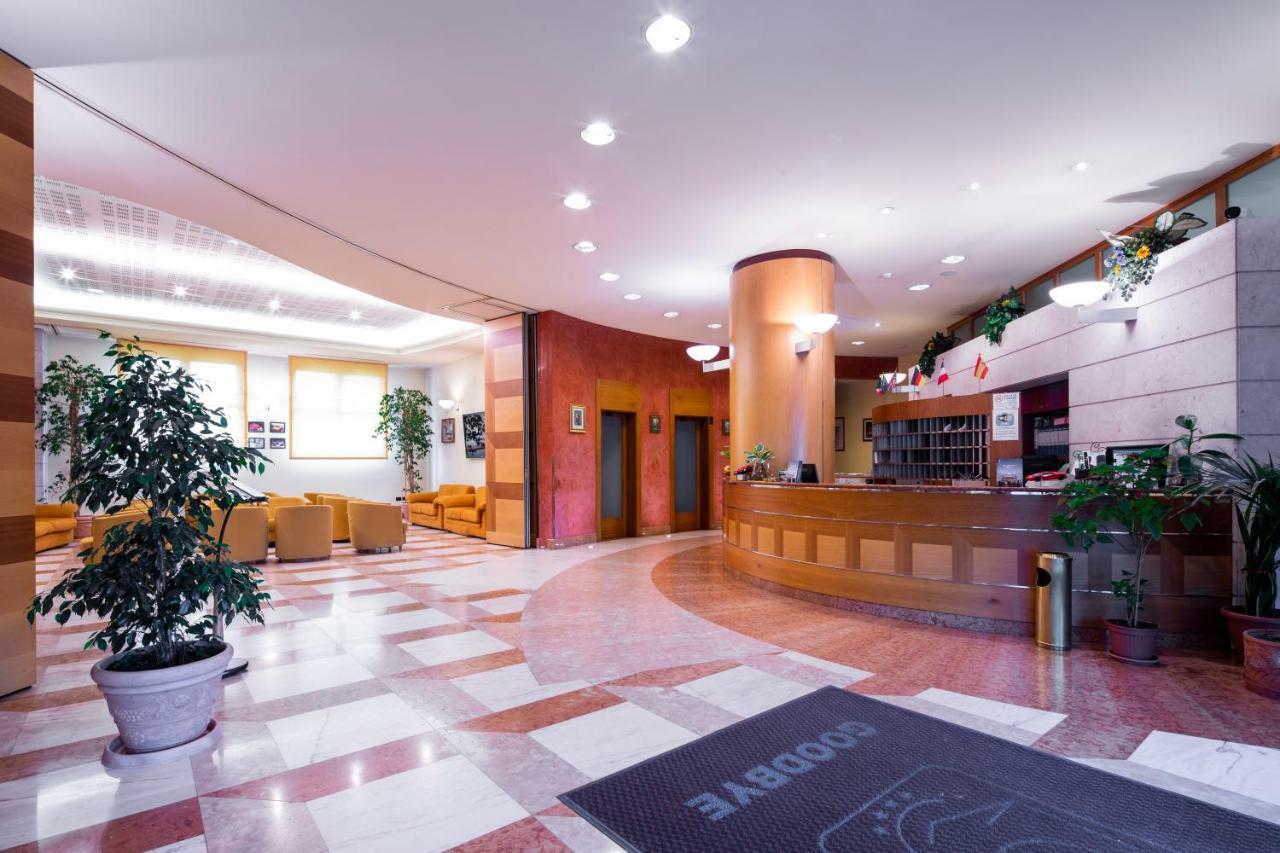 Hotel Persico'S Сан-Джованні-ін-Персічето Екстер'єр фото
